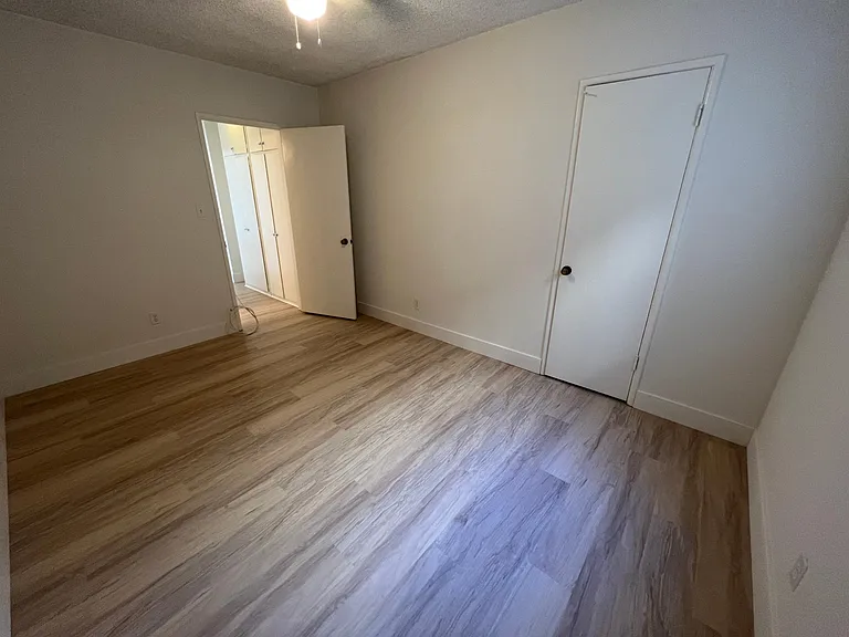 1907 Carnegie Ln #2 — Photo 7