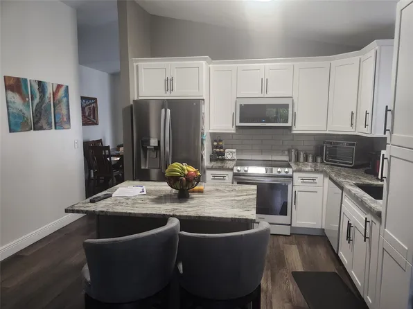 18465 NW 21st Street, Pembroke Pines, FL 33029