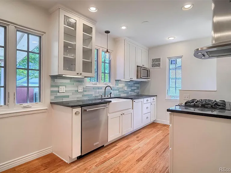 2232 S Clayton St — Photo 11