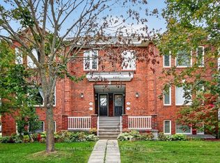 19 Colchester Sq, Ottawa, ON K2K 3A1