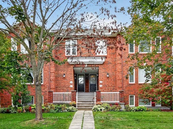 19 Colchester Sq, Ottawa, ON K2K 3A1