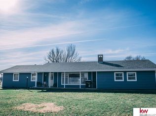 1190 Highland Dr, Superior, NE 68978