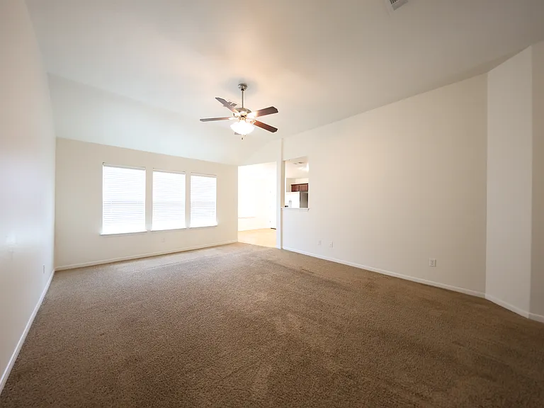1123 Abbey Rdg — Photo 9