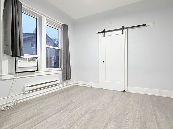 3rd image of 1495 Gladstone Ave #204