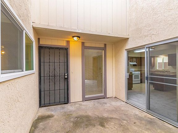 5th image of 2275 S Whitney Blvd