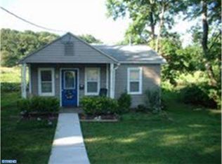 634 Front St, Glendora, NJ 08029