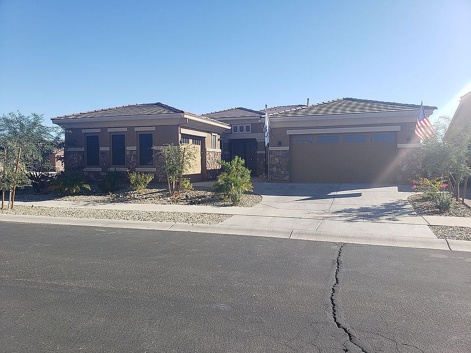 1st image of 16939 W Saguaro Park Ln