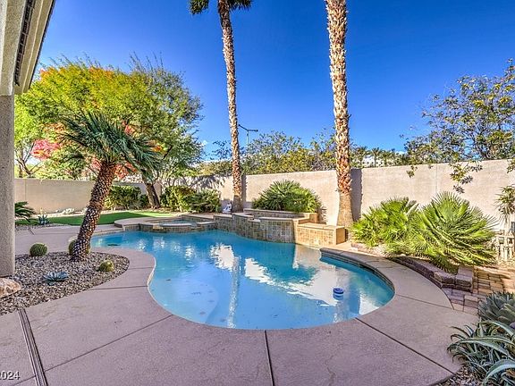 4th image of 525 Summer Mesa Dr