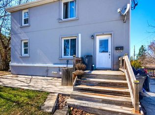 18 Ewing St #1, Halton Hills, ON L7G 2P7