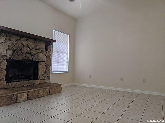 5th image of 2542 NW 52nd Ave