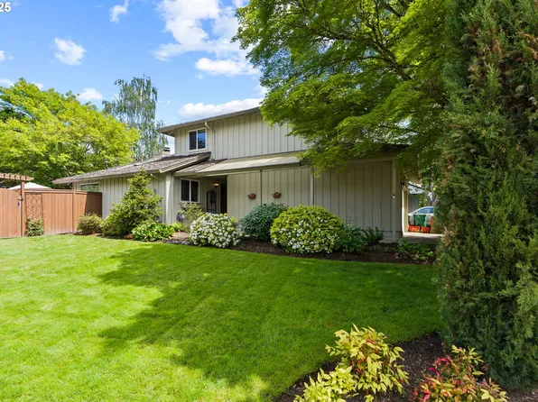 7932 SW Skyhar Dr, Portland, OR 97223