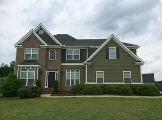 64 Lake Zachary Dr, Newnan, GA 30265