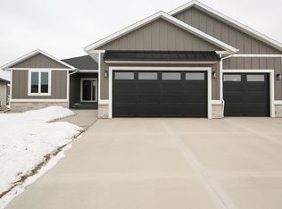 520 Quartzite Ave, Tea, SD 57064