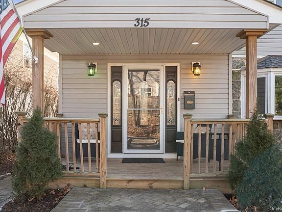 2nd image of 315 Roundhill Dr