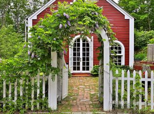 111 Hinkley Brook Rd, Grafton, VT 05146