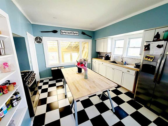 5th image of 29 Washington Ave