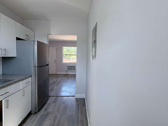 5th image of 1761 Ali Baba Ave #5