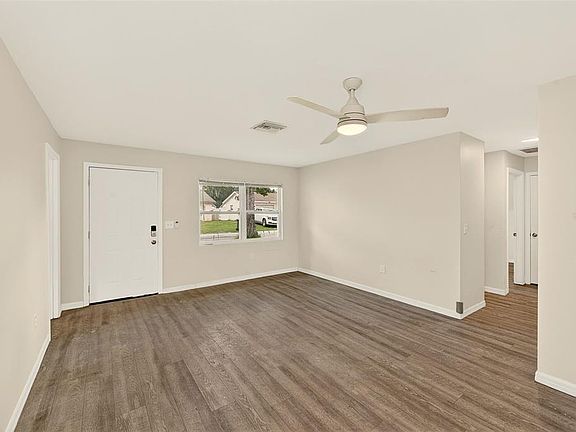 2nd image of 1220 WATERVIEW BOULEVARD W