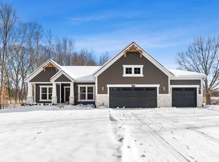 15370 144th Ave, Spring Lake, MI 49456