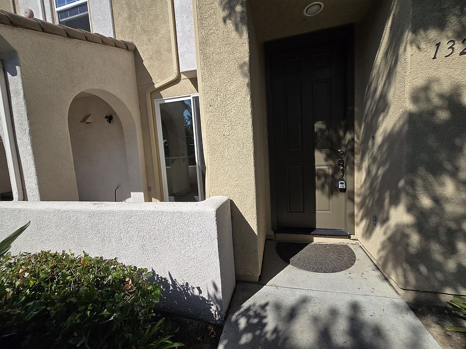 1st image of 1327 Claim Jumper Ln Unit 2