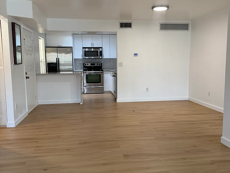 11905 NW 11th St #11905 — Photo 9