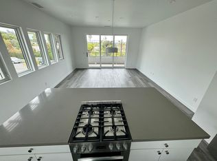 415 Old Coast Hwy #D, Santa Barbara, CA 93103