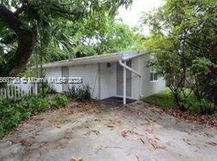 633 Mokena Dr #1, Miami, FL 33166