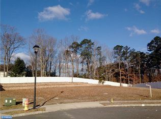 6 Harmony Ln, Berlin, NJ 08009