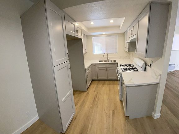 4th image of 10123 Alondra Blvd APT 2