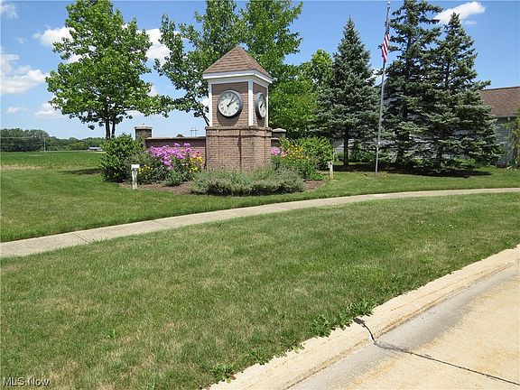4th image of 204 Reserve Ct