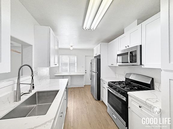 4th image of 6483 Mount Ackerman Dr