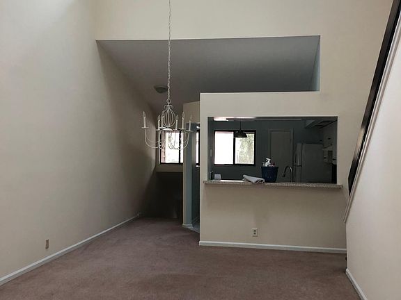 2nd image of 861 Wimbledon Dr