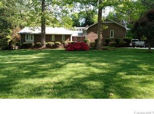 4461 Lake Shore Rd N, Denver, NC 28037