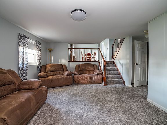 4th image of 214 Harvard Ave