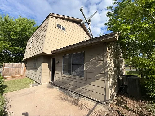 371 W Elm Mott Dr Photo 1