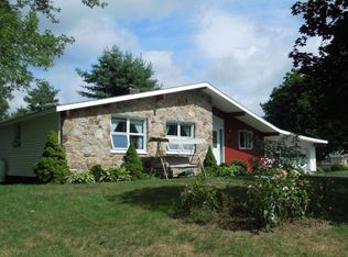 15 Laverne Dr, Rutland, VT 05701