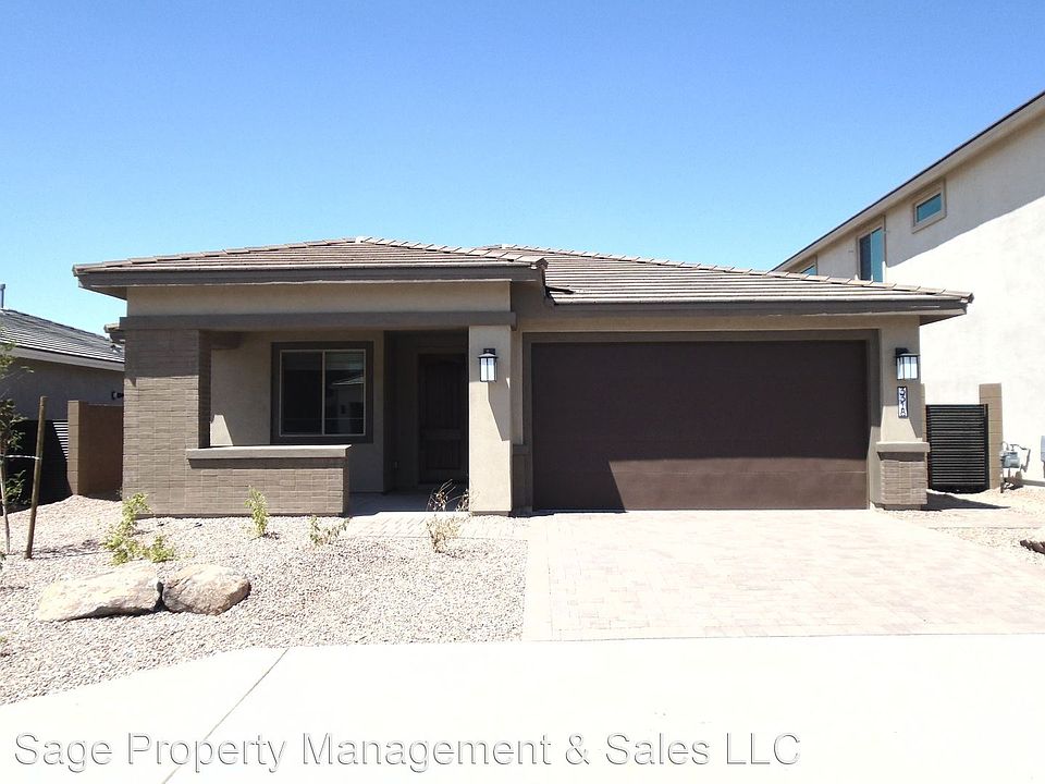 1st image of 3318 E. Louise Dr.