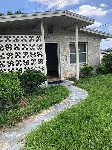 201 College Park Dr Photo 1