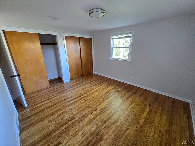 202 Stafford Ave — Photo 5