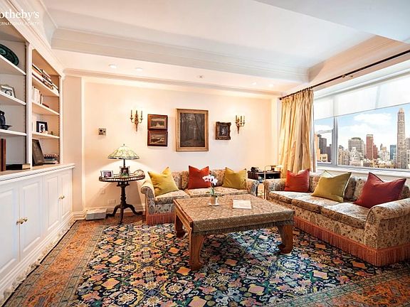 4th image of 700 Park Ave APT 16B