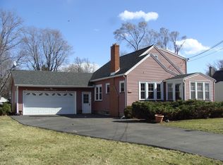 1100 Pixley Rd, Rochester, NY 14624