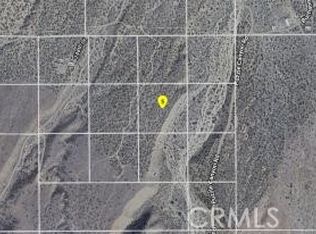 250 E Vic Avenue Z14, Llano, CA 93544