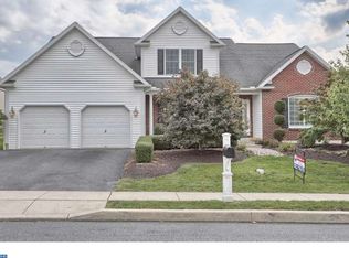 77 Virginia Ave, Sinking Spring, PA 19608