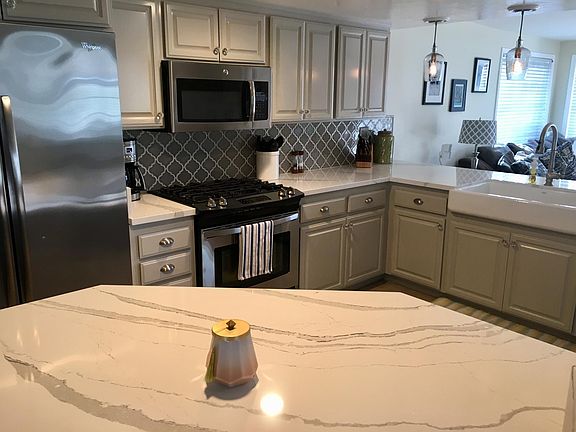 5th image of 14020 Pebble Brook Ln
