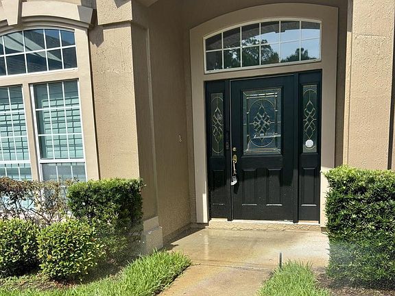 2nd image of 11827 Crusselle Dr