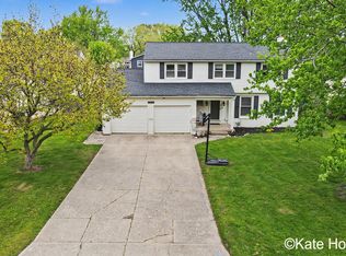 1793 Pine Bluff Dr SE, Kentwood, MI 49508