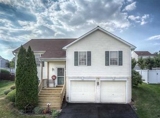 2535 Gora Rd N, York, PA 17404