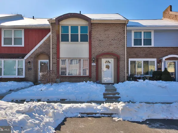 1004 Weybridge Ct, Bensalem, PA 19020