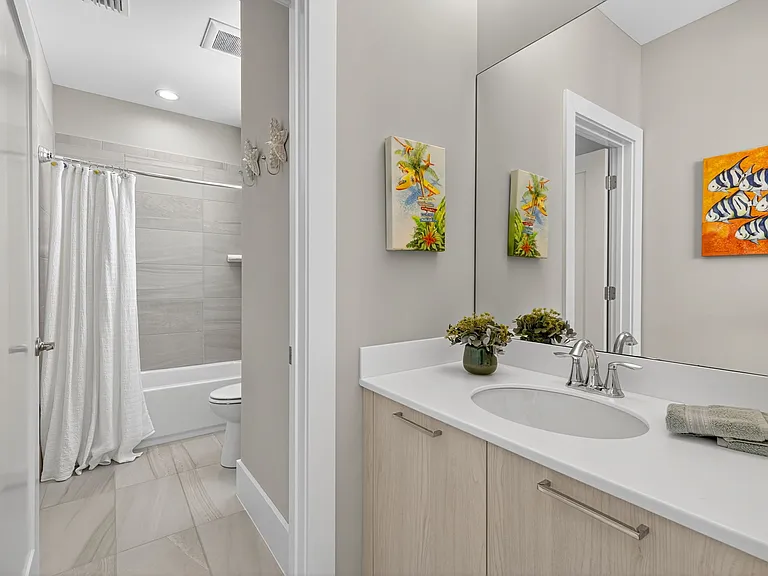 14832 Dockside Ln — Photo 36