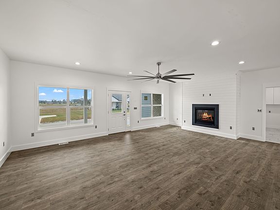 3rd image of 4465 Knox Ln